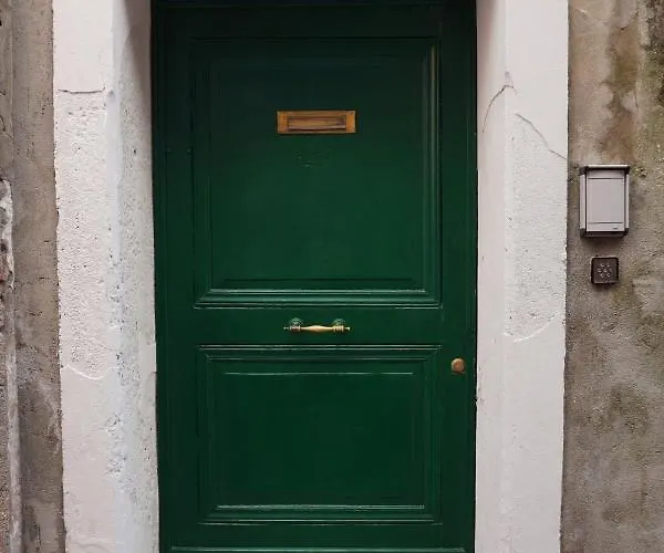 Castello Affittacamere 3*